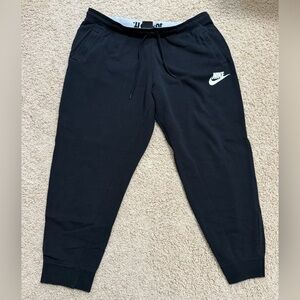 Women’s Nike Sweats XXL